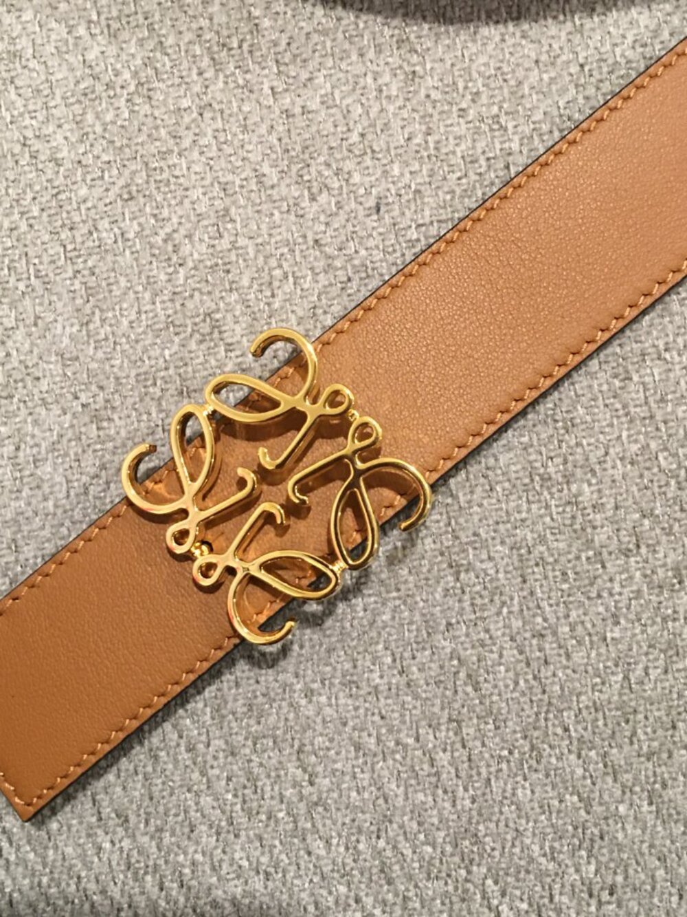LOEWE REVERSIBLE BELT SIZE 80 - Picture 5 of 7